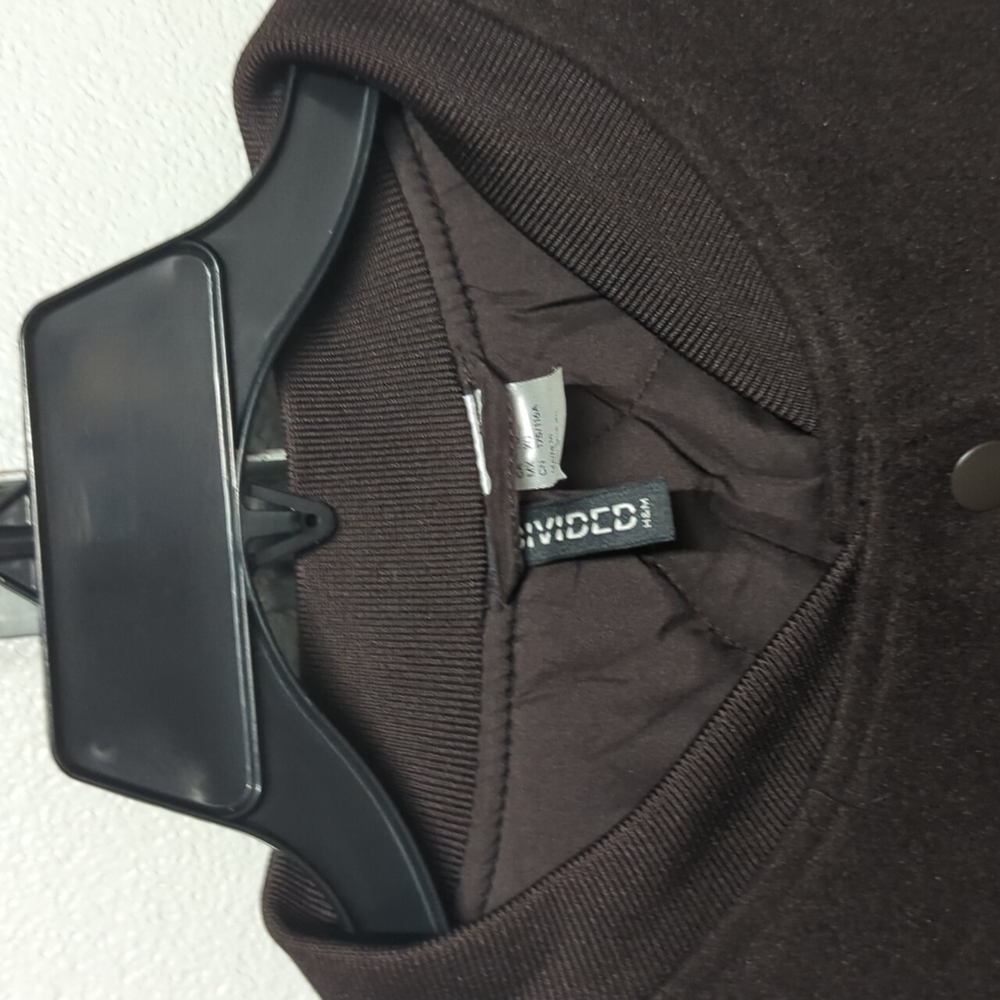 Jacket - Picture 2 of 3